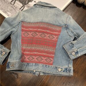 Vintage 2013 American Eagle Denim jacket~Perfect condition~Size Med. GORGEOUS!🖤